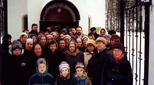 К началу XXI века необходимость в новом храме была очевидна…